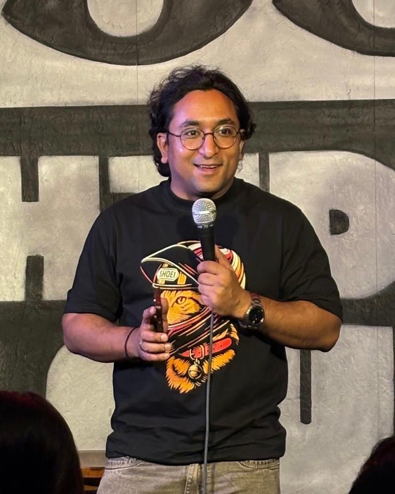 Appurv Gupta performing at Hideout Comedy Club