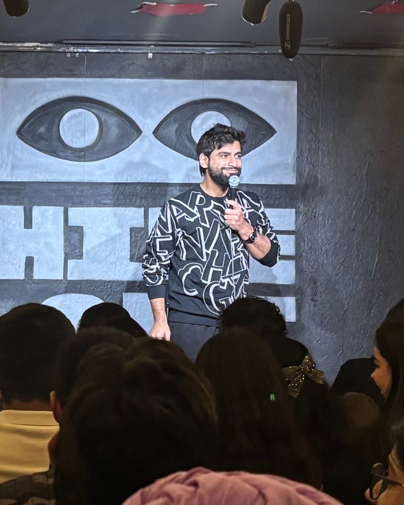 Harsh Gujral performing at Hideout Comedy Club