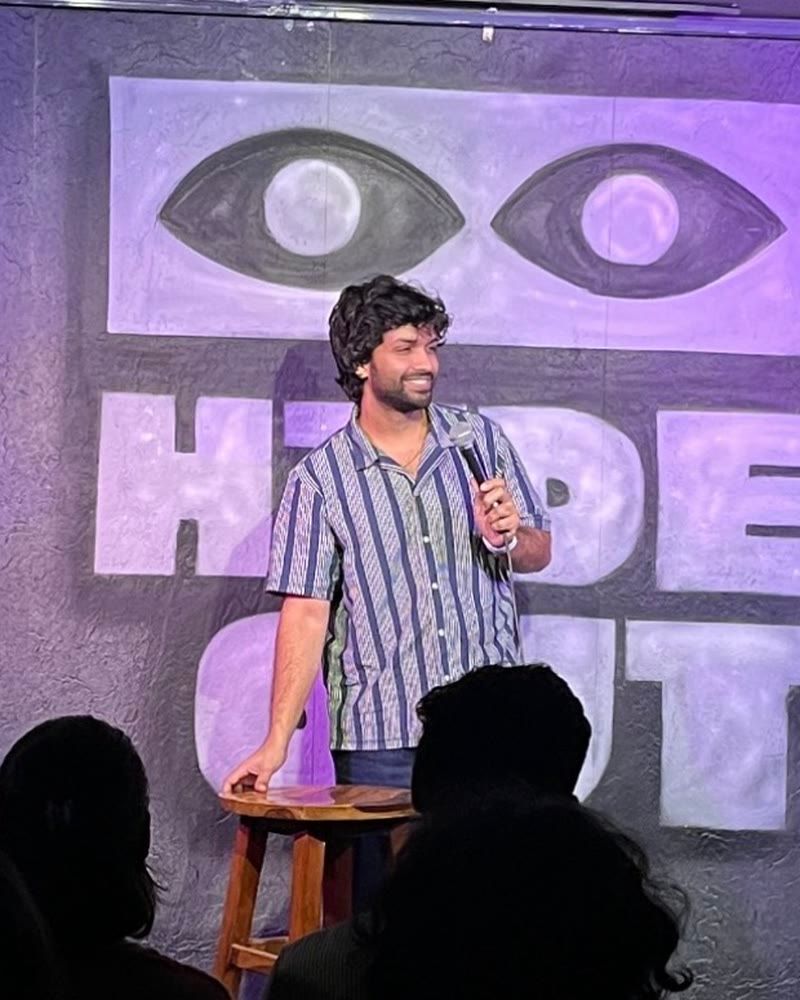 Onkar performing at Hideout Comedy Club